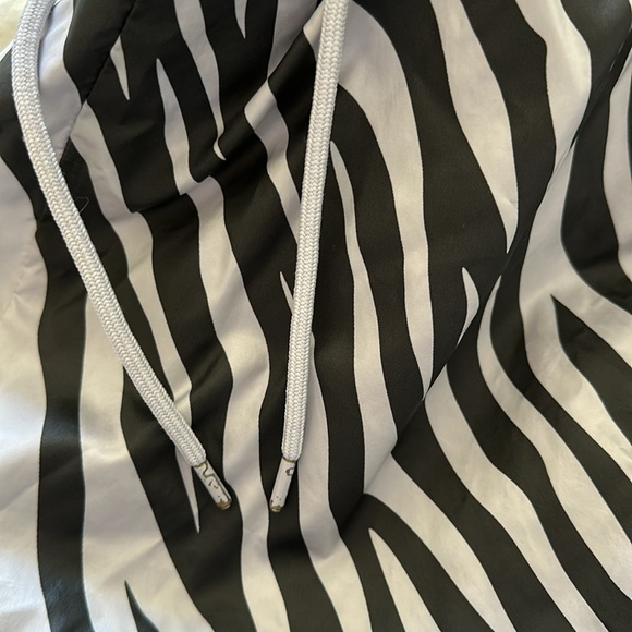 Nike Lounge Pants - Picture 4 of 4